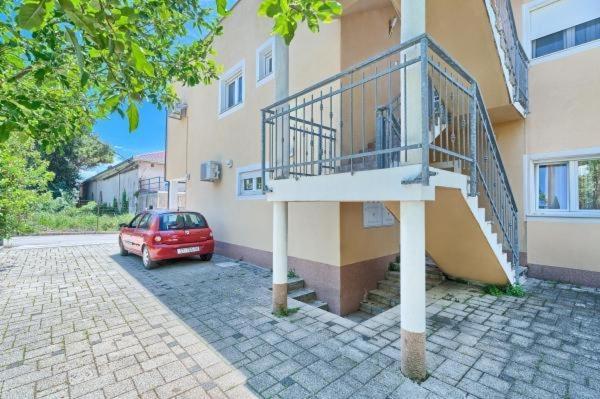 Apartment In Kastel Luksic With Balcony, Air Conditioning, W-Lan, Washing Machine 5107-1 Kaštela Zewnętrze zdjęcie