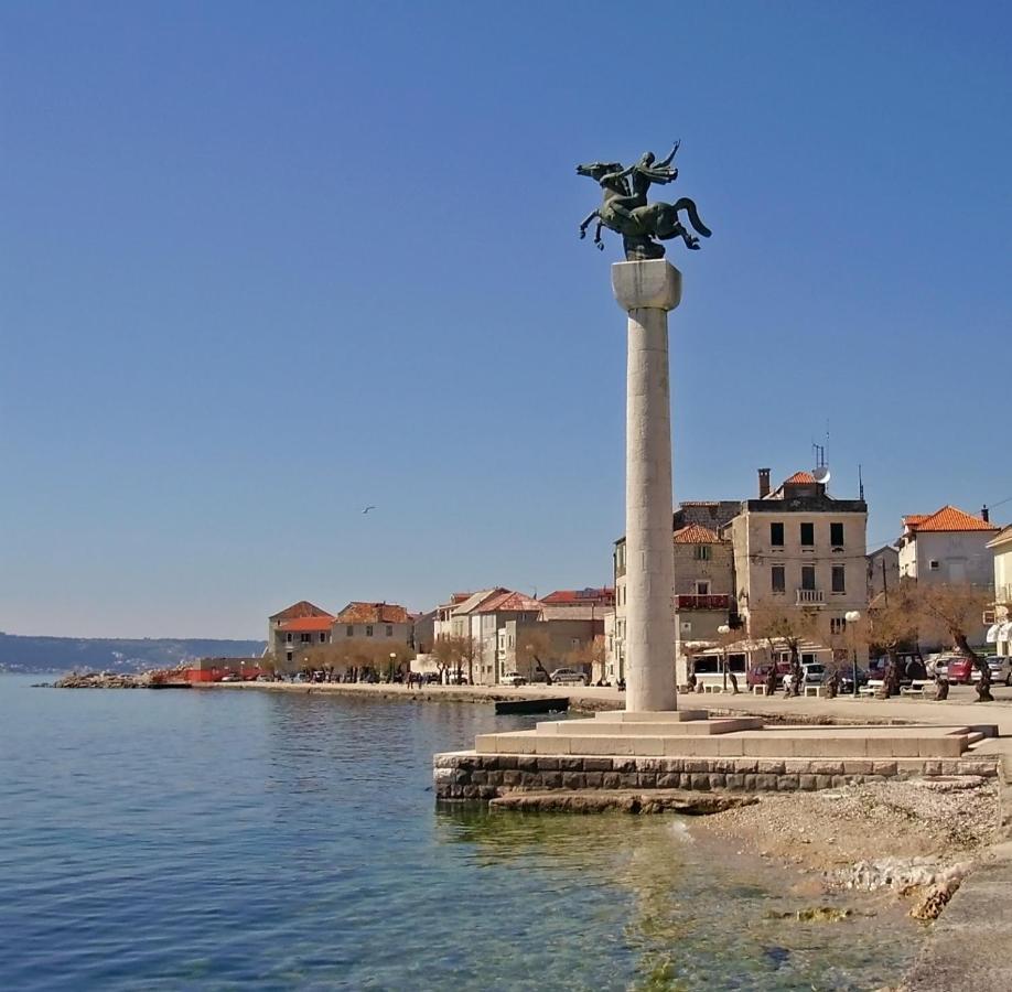 Apartment In Kastel Luksic With Balcony, Air Conditioning, W-Lan, Washing Machine 5107-1 Kaštela Zewnętrze zdjęcie